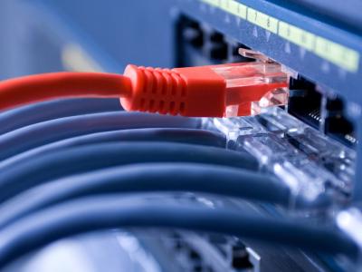Server‑Hero Network Cable Port